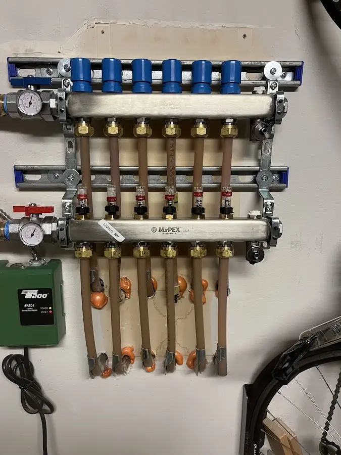 Plumber performing Leak Detection at a residential property in Breckenridge Hills